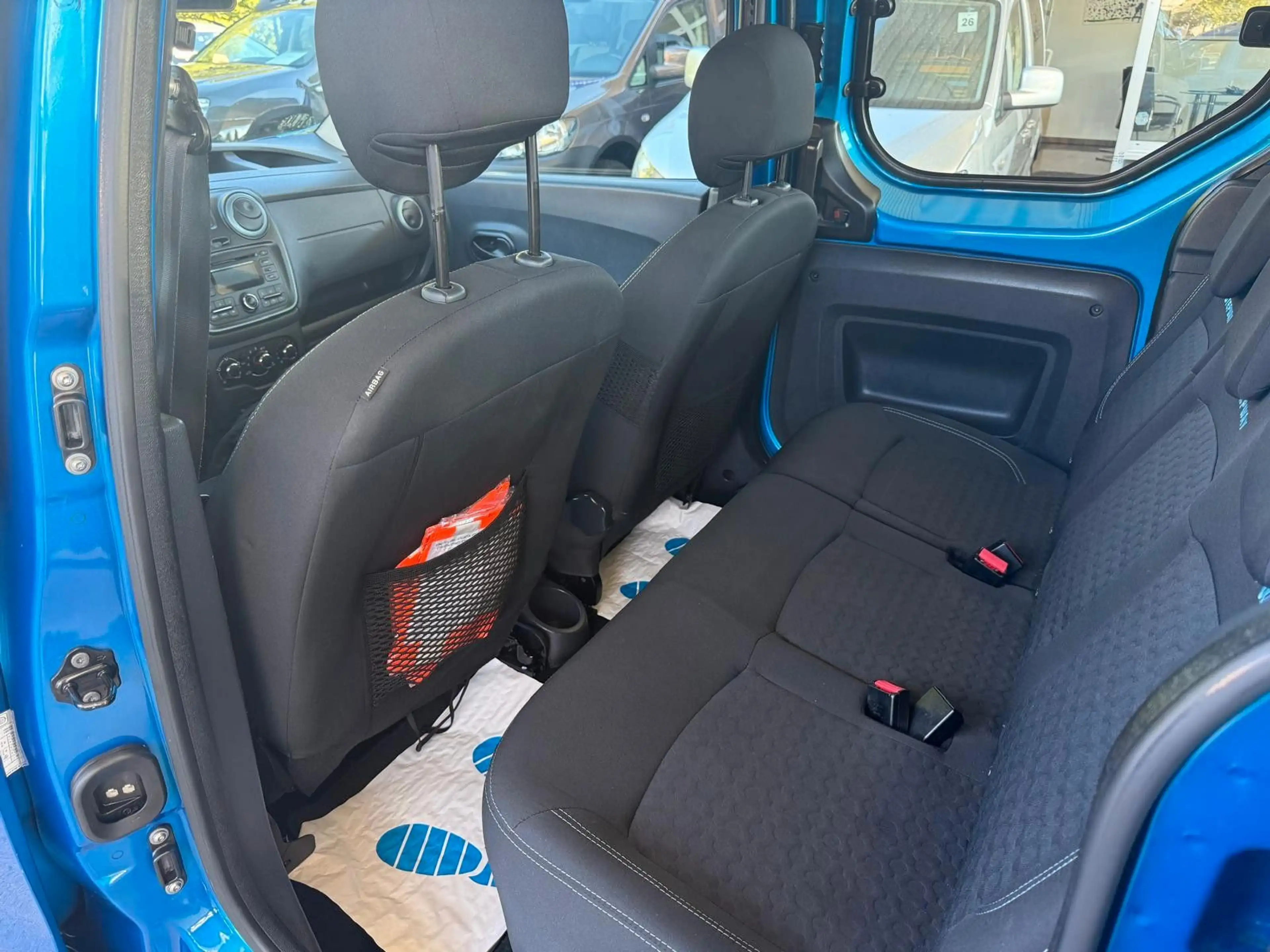 Dacia Dokker Stepway*AHK*TÜV & Steuerkette Neu*1.Hand* — photo 14