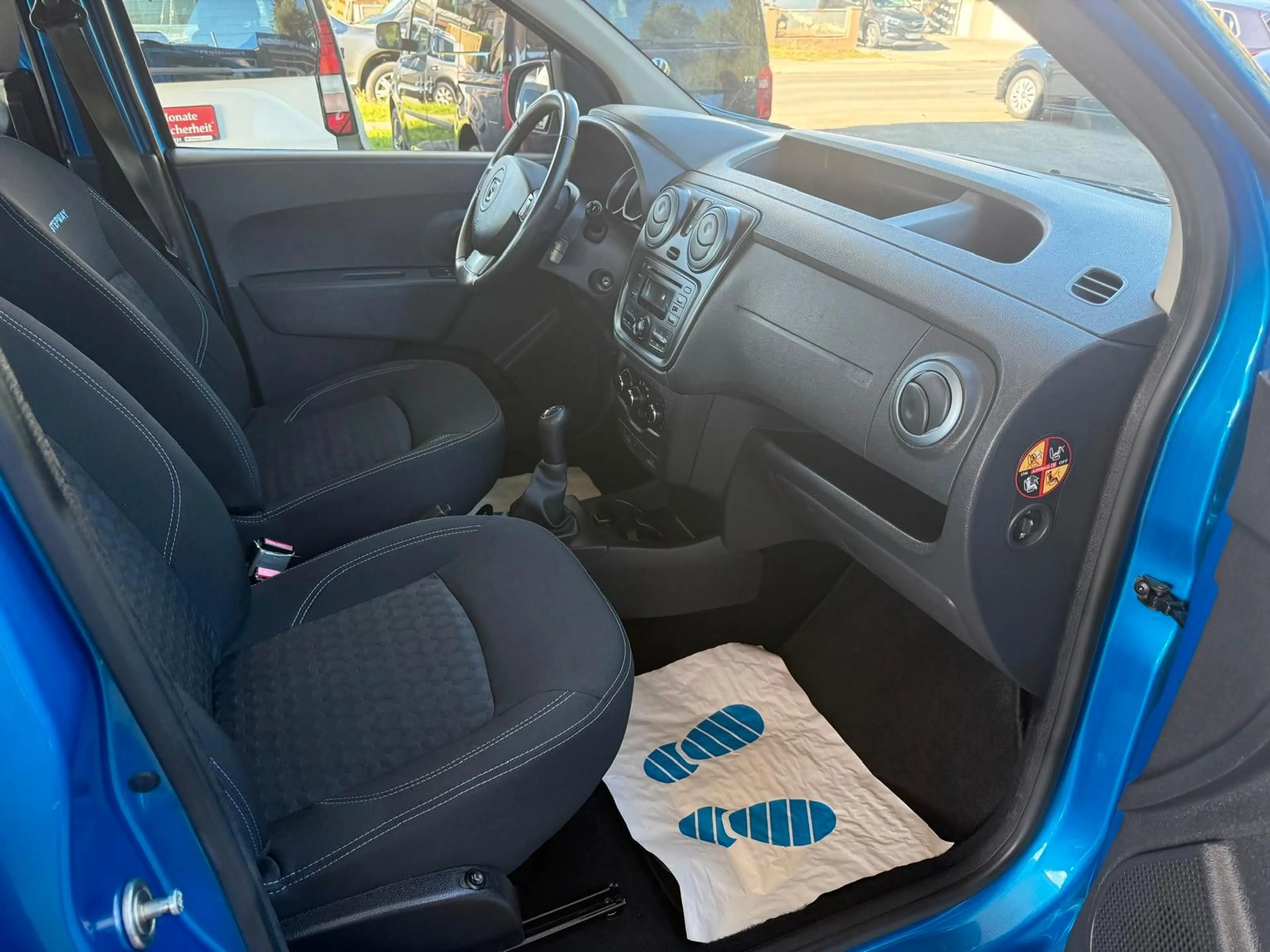 Dacia Dokker Stepway*AHK*TÜV & Steuerkette Neu*1.Hand* — photo 12