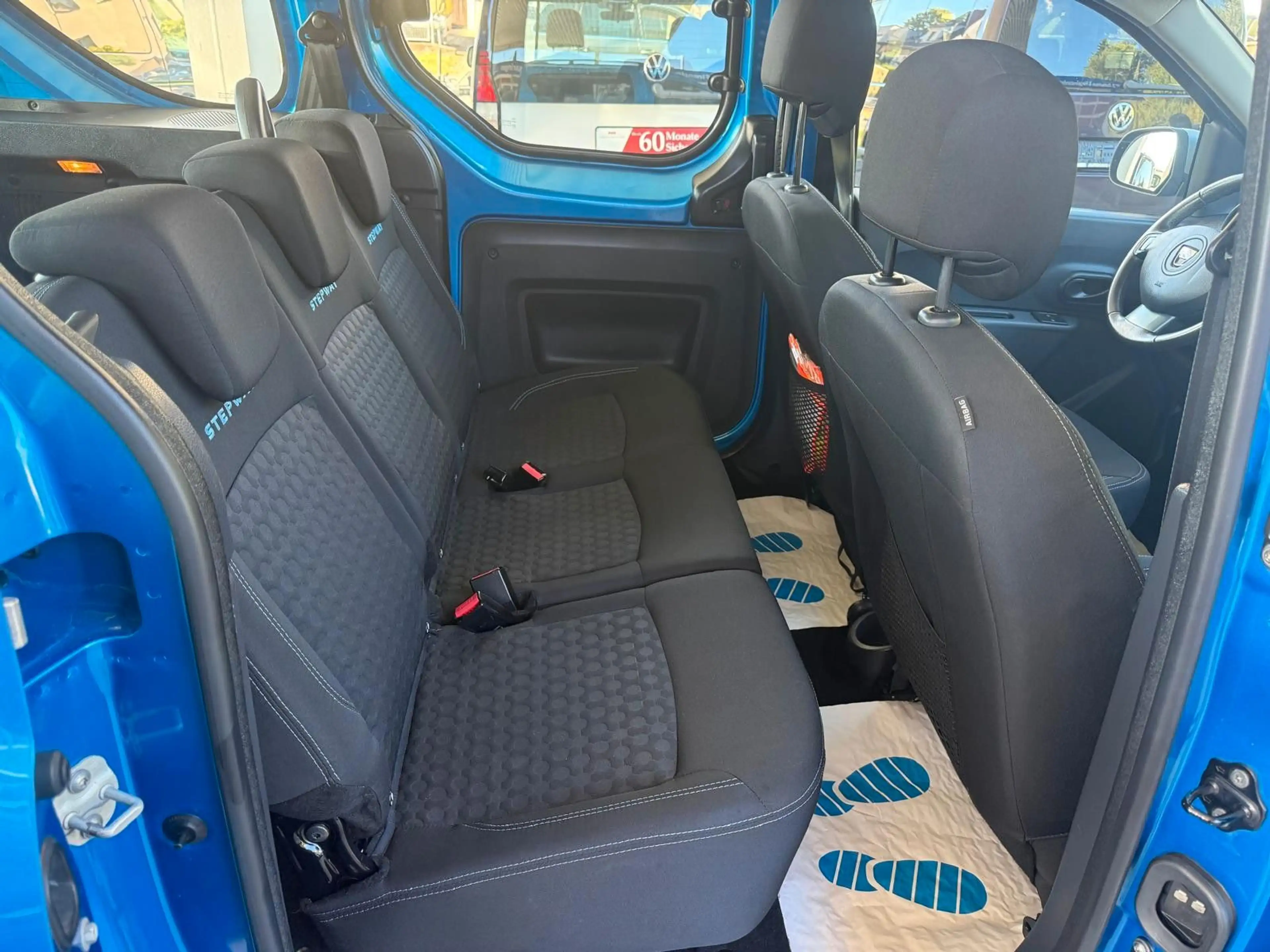 Dacia Dokker Stepway*AHK*TÜV & Steuerkette Neu*1.Hand* — photo 8