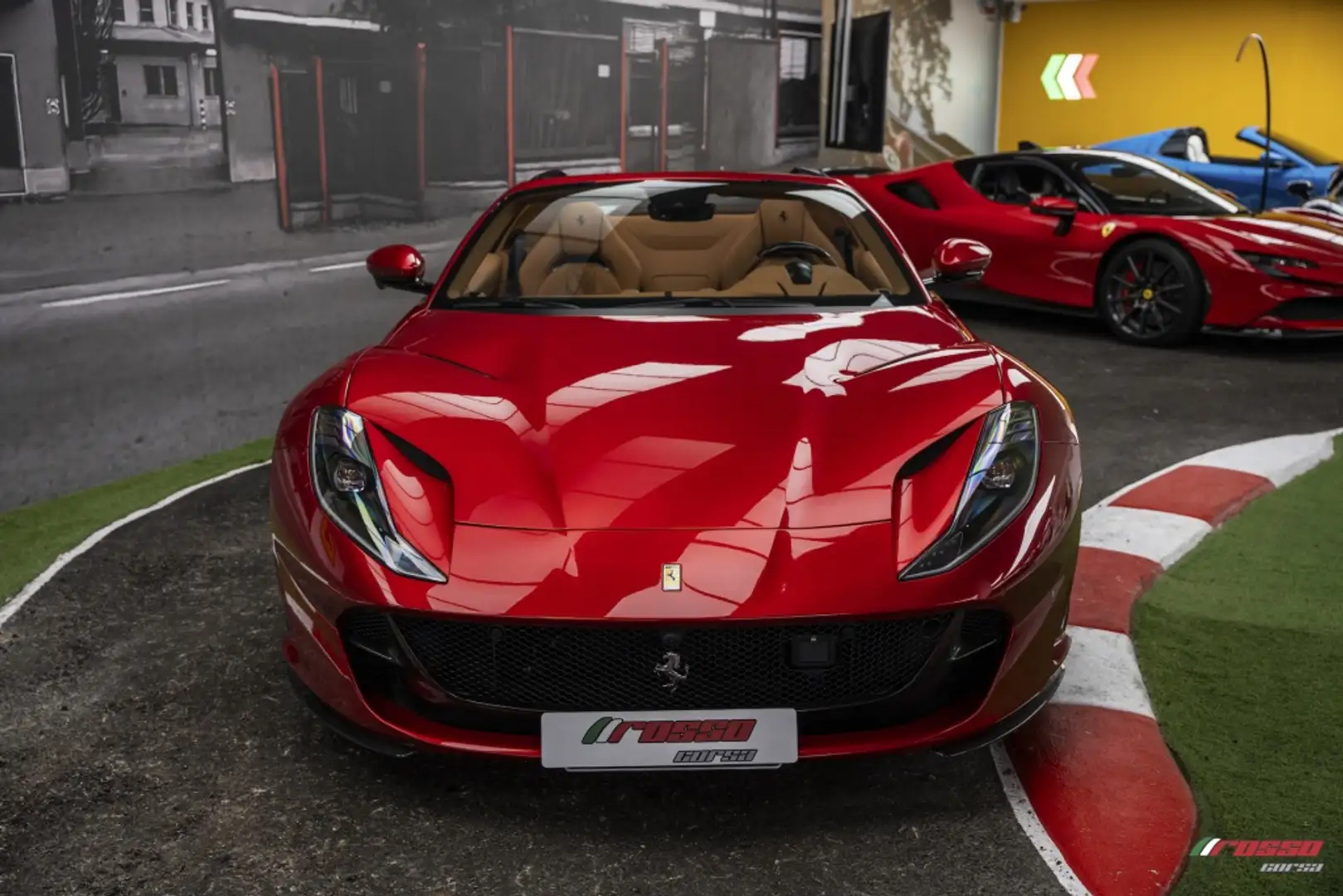 Ferrari 812 GTS Červená - 2
