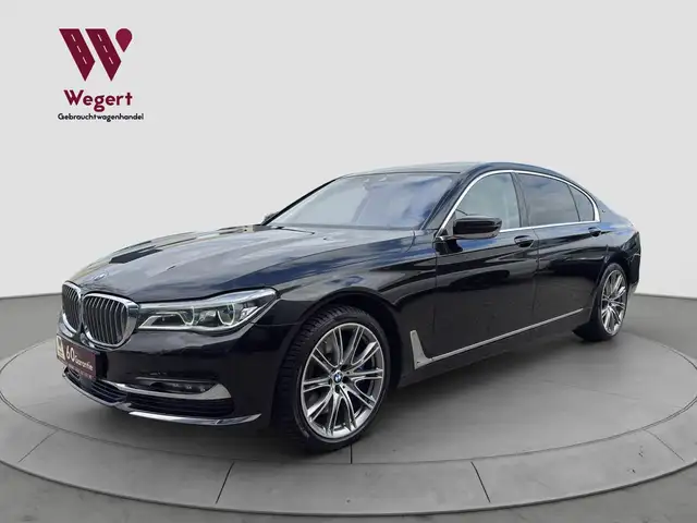 BMW 760 Li xDrive*MASSAGE*SKYLOUNGE*TV*NACHT*B&W*360