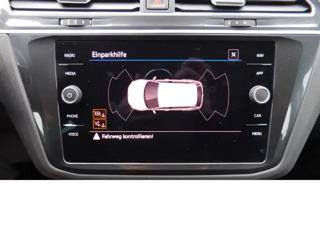 Volkswagen Tiguan view 7
