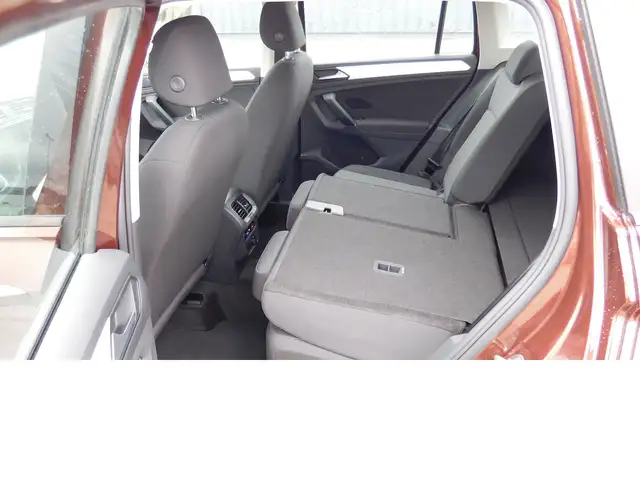 Volkswagen Tiguan view 13