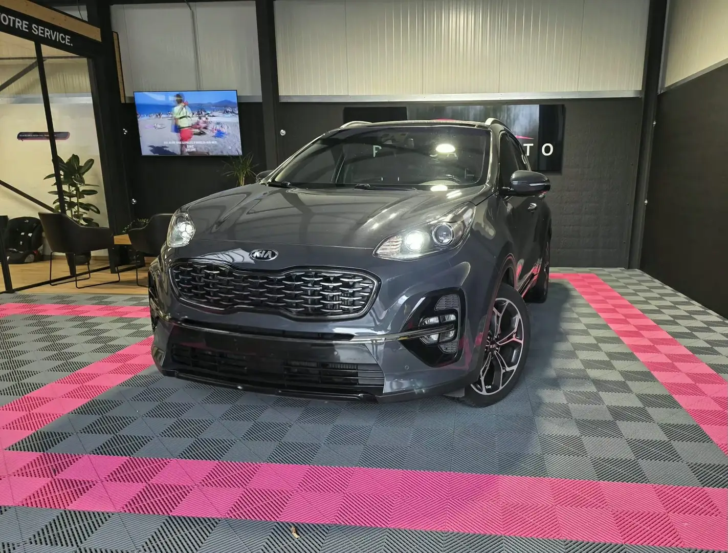 Kia Sportage 1.6 CRDi  GT Line Lux-Garantie 12 mois-FULL OPTION Grijs - 1