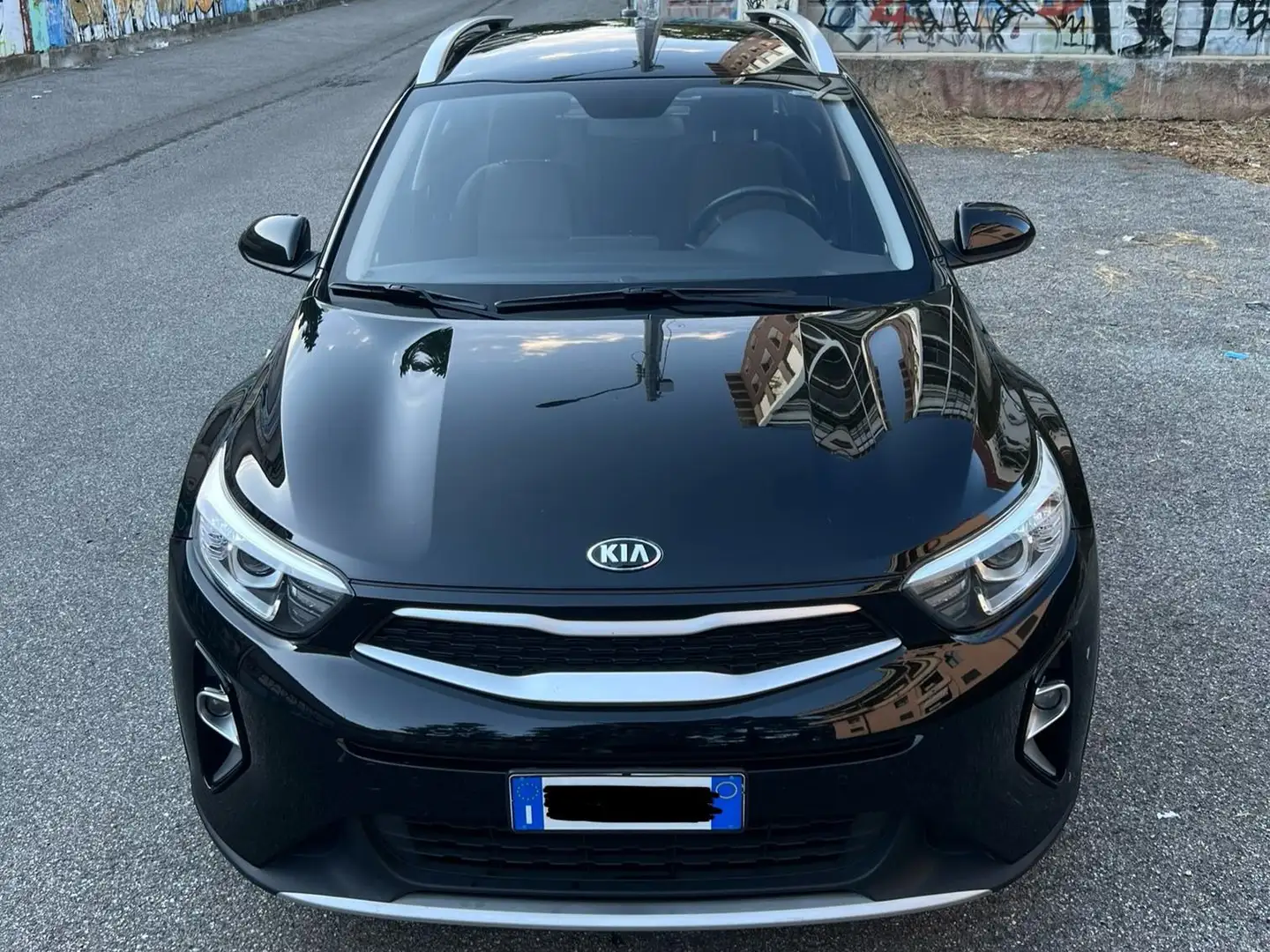Kia Stonic Stonic 1.2 dpi Urban gpl 82cv Černá - 1