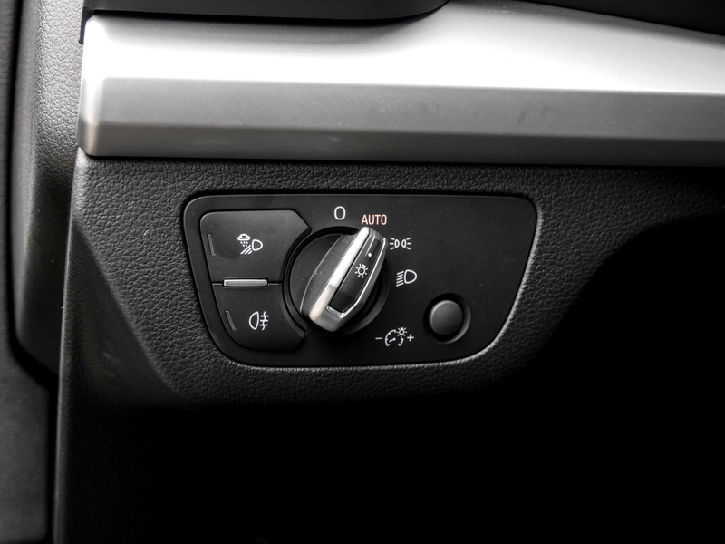 Audi Q5 40 TDI S tronic Nav+ Matrix AHK RKamera Tour Ca... — photo 15