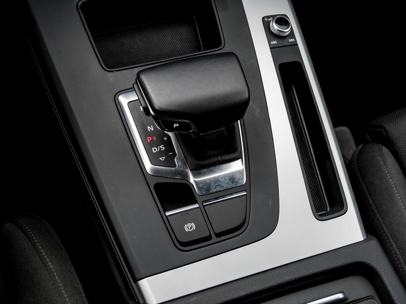 Audi Q5 40 TDI S tronic Nav+ Matrix AHK RKamera Tour Ca... — photo 10