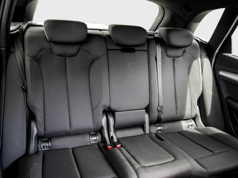 Audi Q5 40 TDI S tronic Nav+ Matrix AHK RKamera Tour Ca... — photo 4