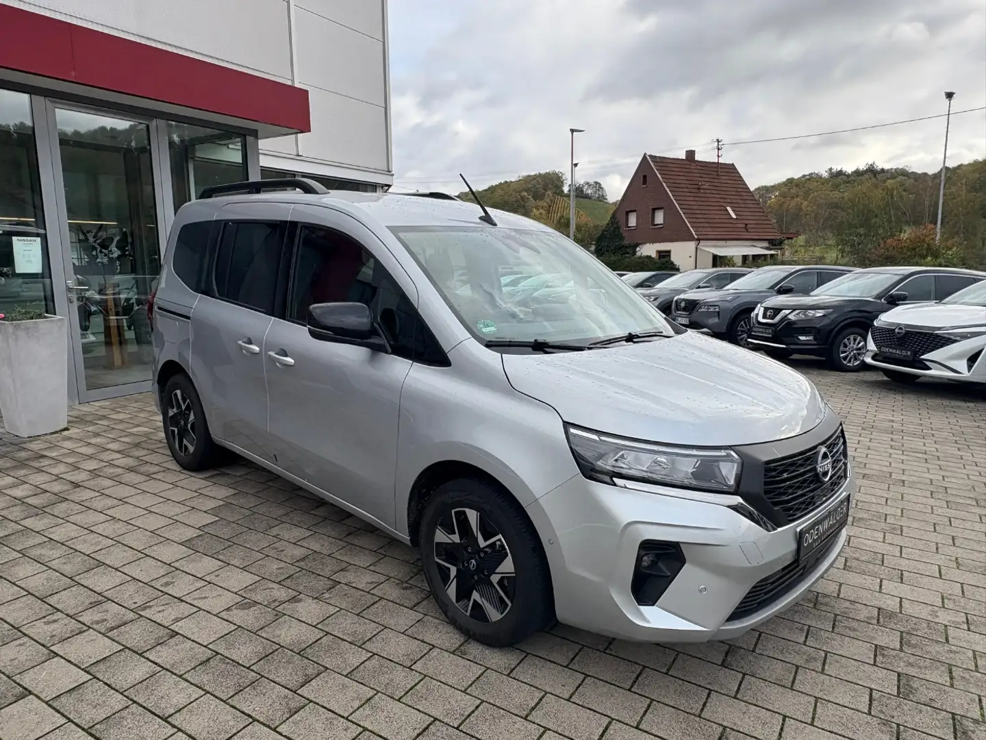 Nissan Townstar Kombi  L1 Tekna 1.3DIG-T Silber - 2