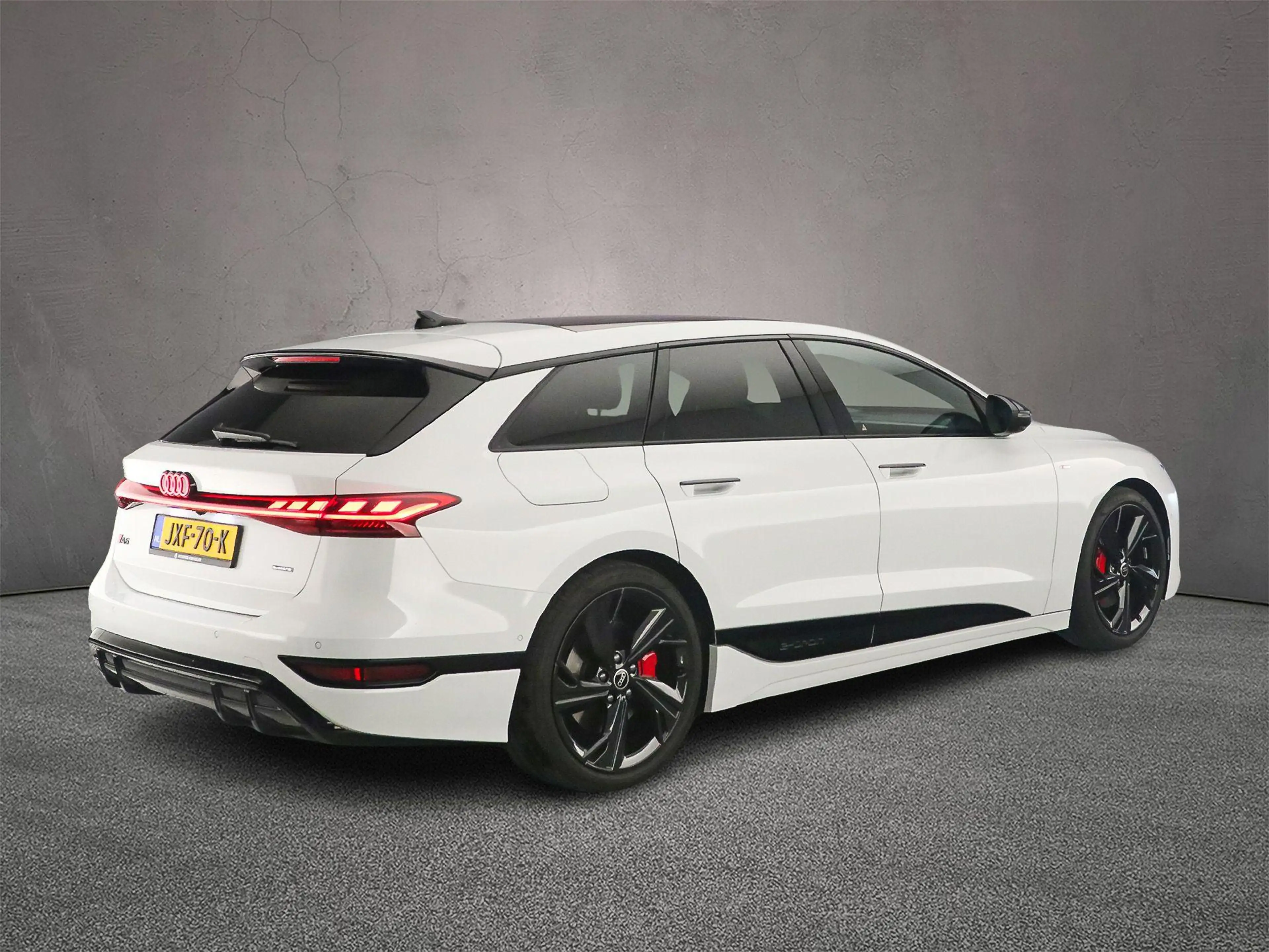Audi A6 e-tron Avant S edition quattro 100 kWh | Luchtvering | Pa — photo 6