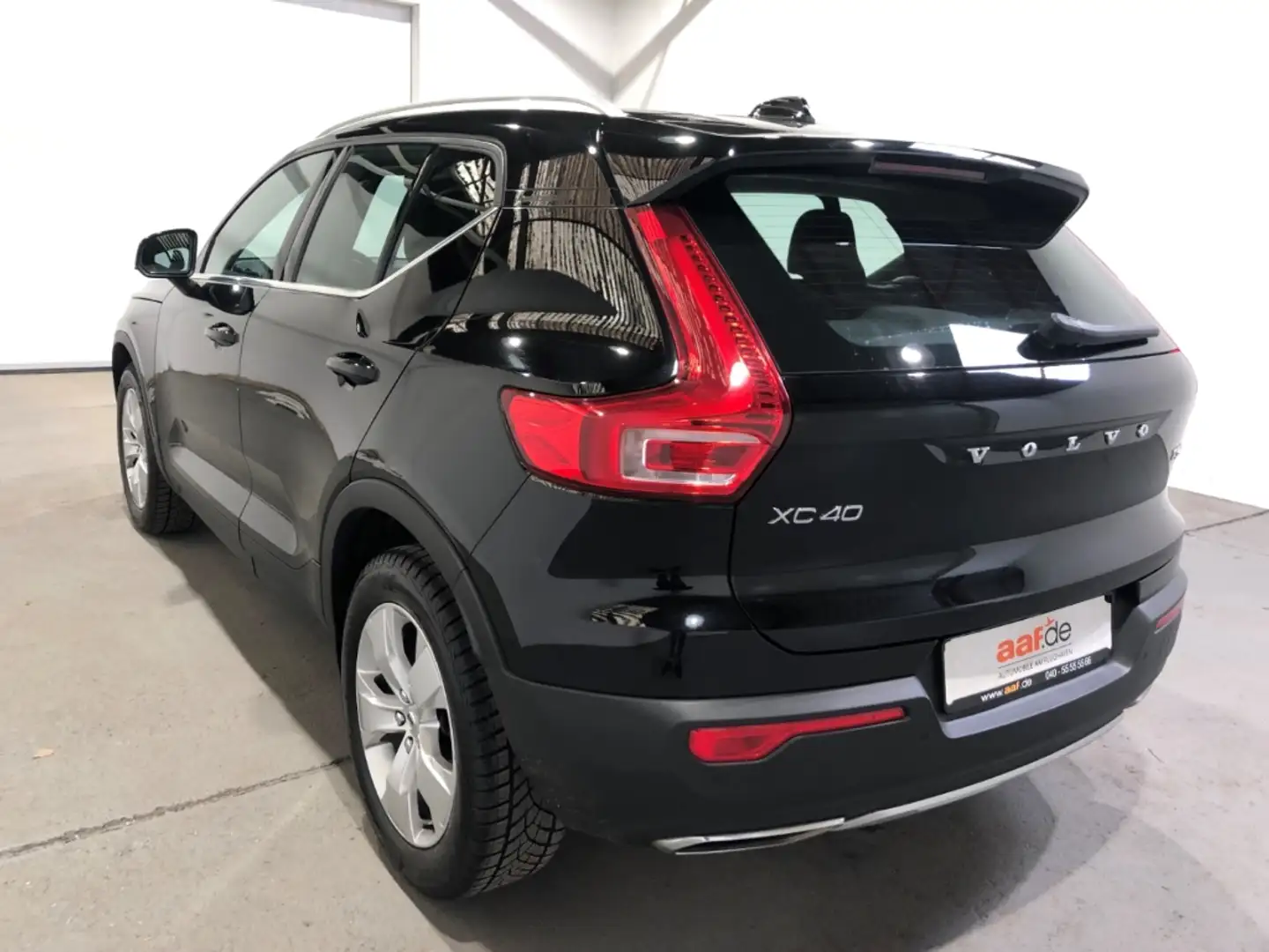 Volvo XC40 T3 Inscription Automatik EU6d LED Navi PDC Negru - 2