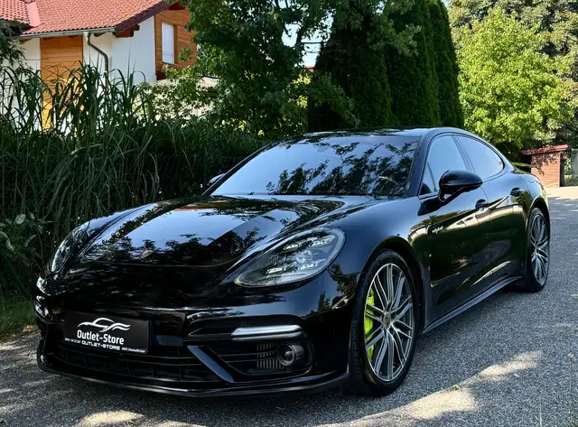 Porsche Panamera Turbo S Executive*Sport-Chrono*Keramik*BOSE*MwSt*