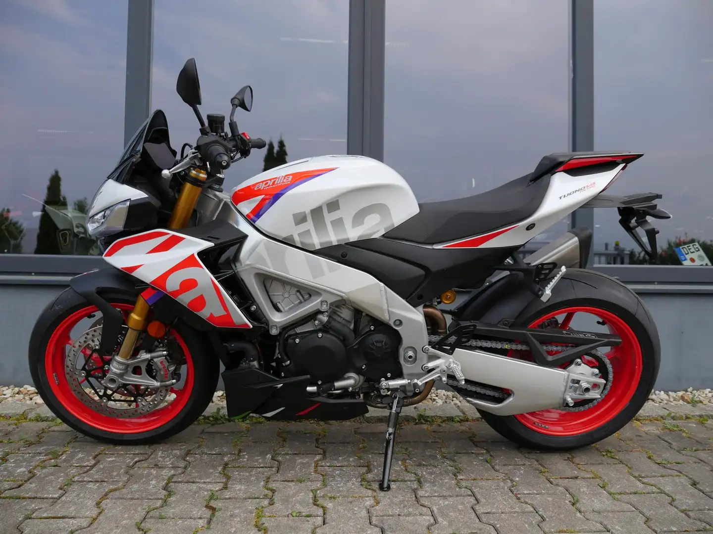 Aprilia Tuono V4 1100 Factory - Tageszulassung 12-2024 - 2