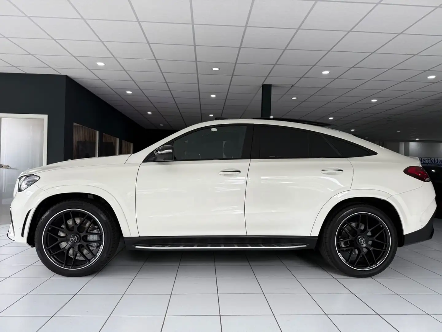 Mercedes-Benz GLE 53 AMG 4M+ Coupe*PANO*DISTR+*S-AGA*22"*BURM Weiß - 2