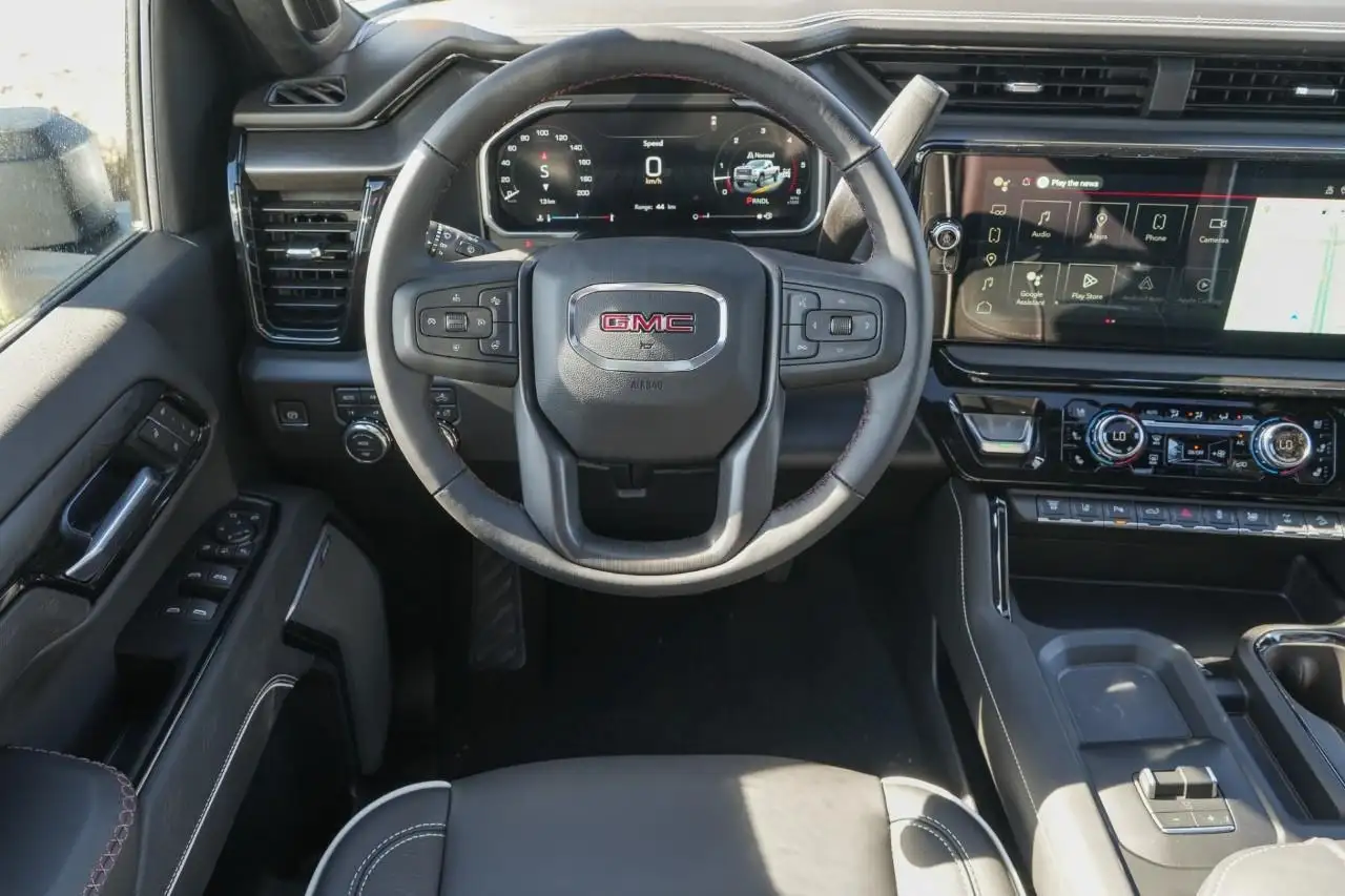 GMC Sierra 2500HD снимка GMC Sierra 2500HD