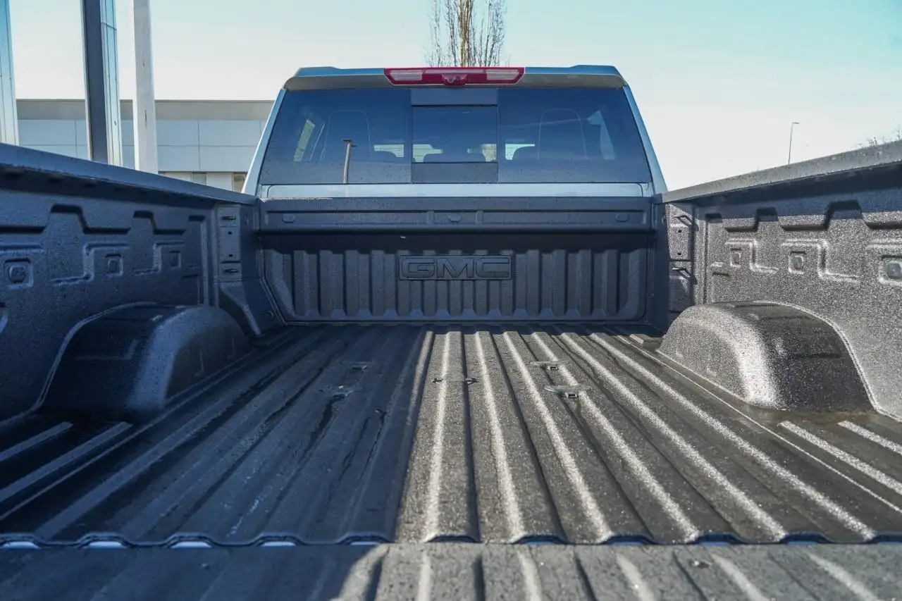 GMC Sierra 2500HD снимка GMC Sierra 2500HD