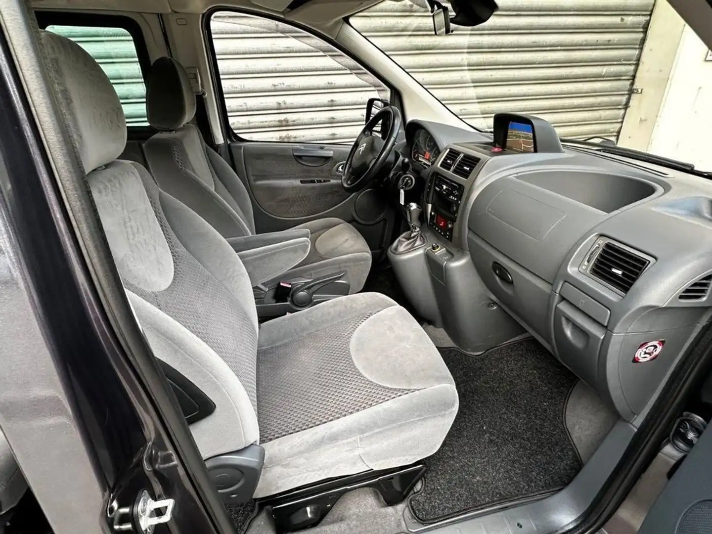 Citroen Jumpy 2.0 HDi/160 FAP aut. PL Multispace Selection Gris - 1