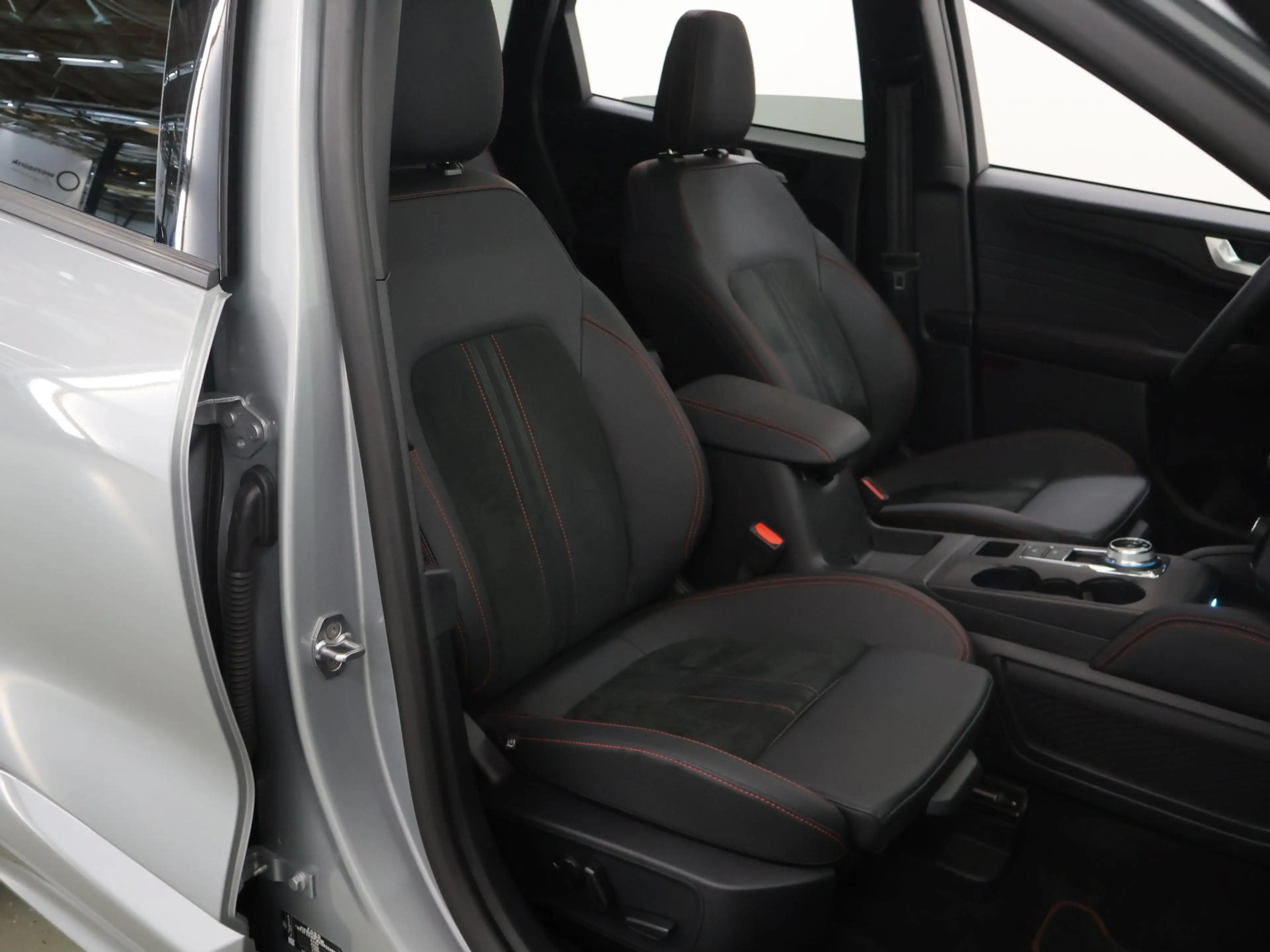 Ford Kuga 2.5 PHEV ST-Line X | Elekt. inklapbare Trekhaak | — photo 11