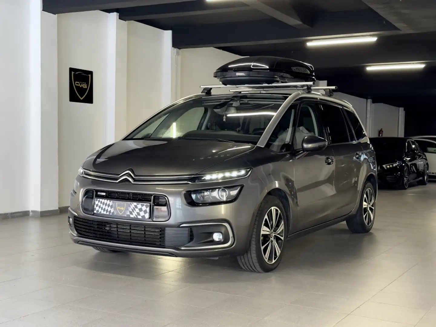Citroen C4 1.2 PureTech S&S Shine 130 Gris - 1