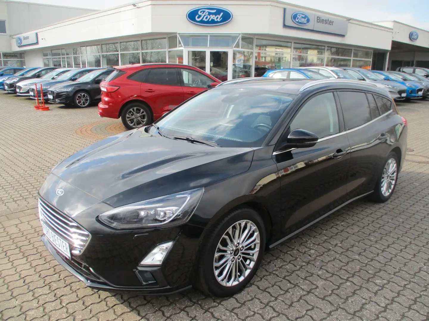 Ford Focus Turnier Titanium LED + PDC & Assist. +NAVI Noir - 2