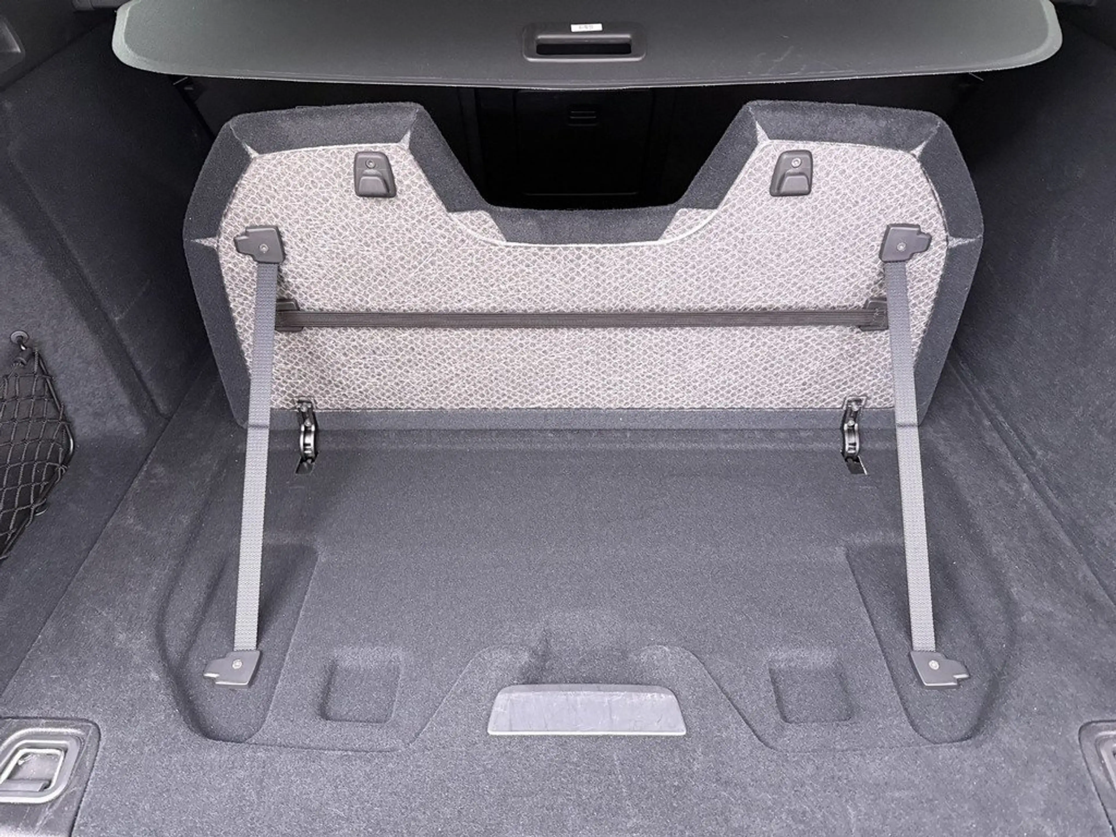 Volvo V60 T6 Core Plug-in Hybrid AWD STANDHZ LED 360° — photo 19