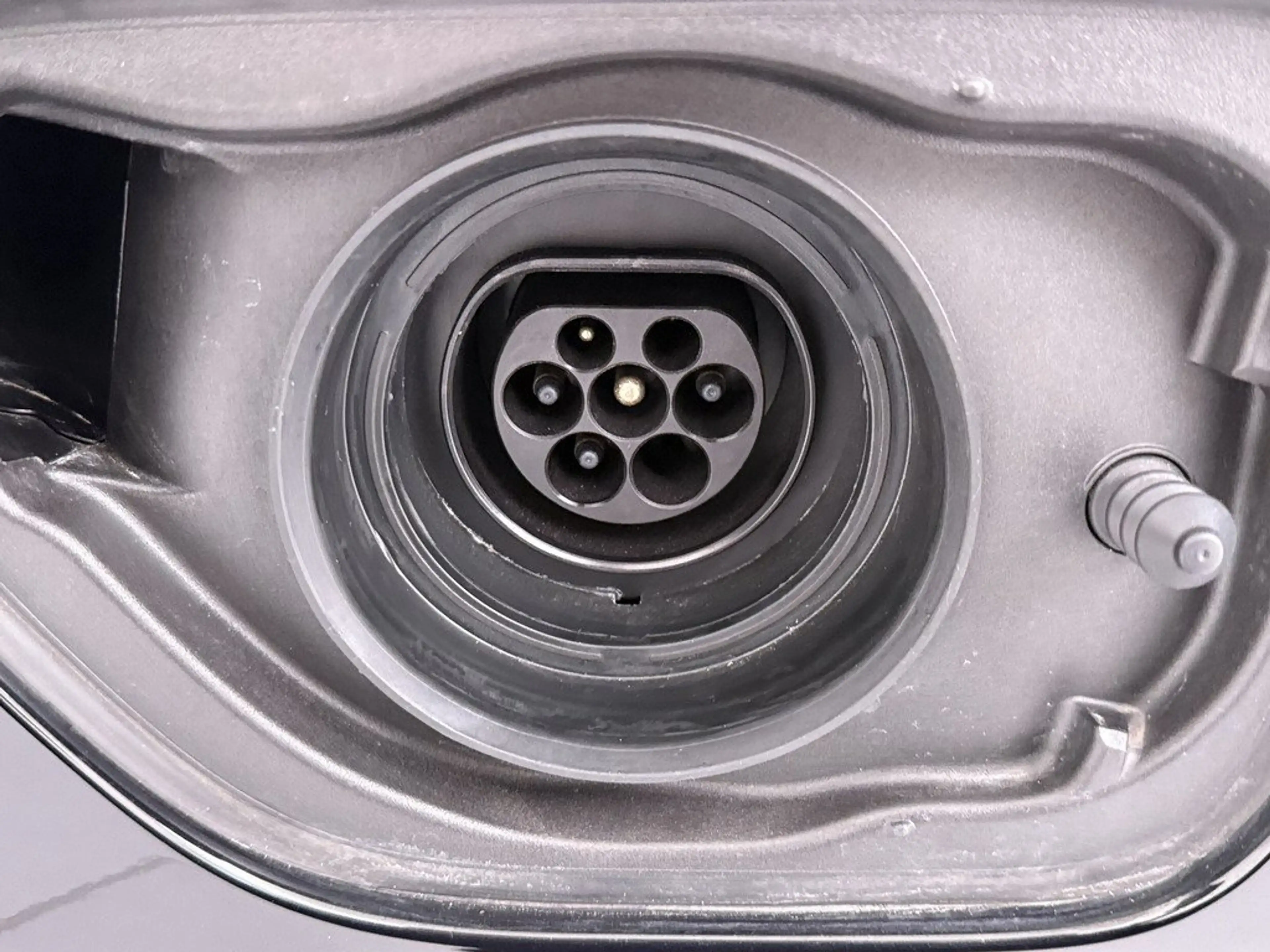 Volvo V60 T6 Core Plug-in Hybrid AWD STANDHZ LED 360° — photo 14