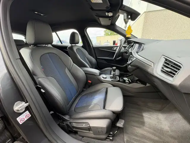 BMW M view 11