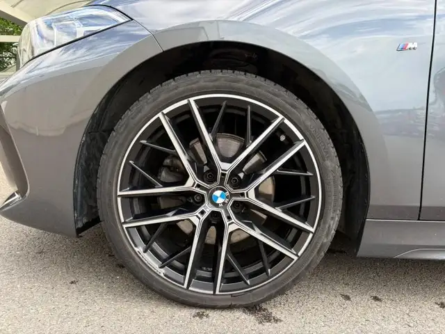 BMW M view 8