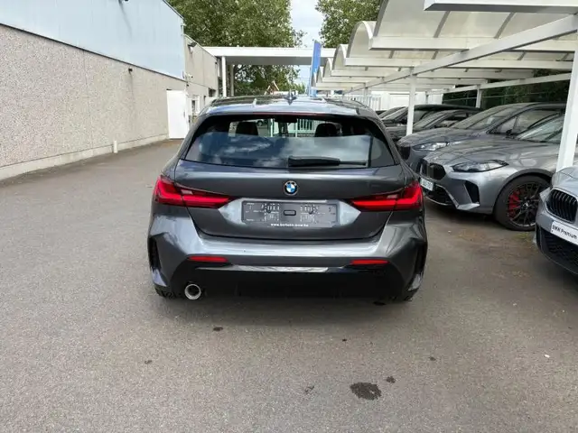 BMW M view 4