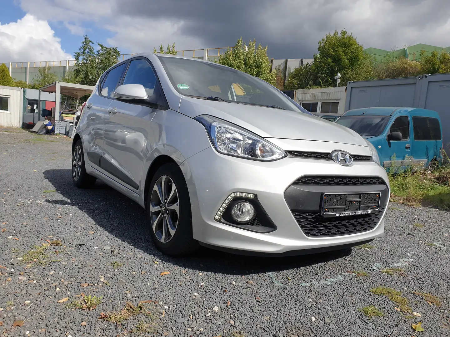 Hyundai i10 Passion Argent - 1