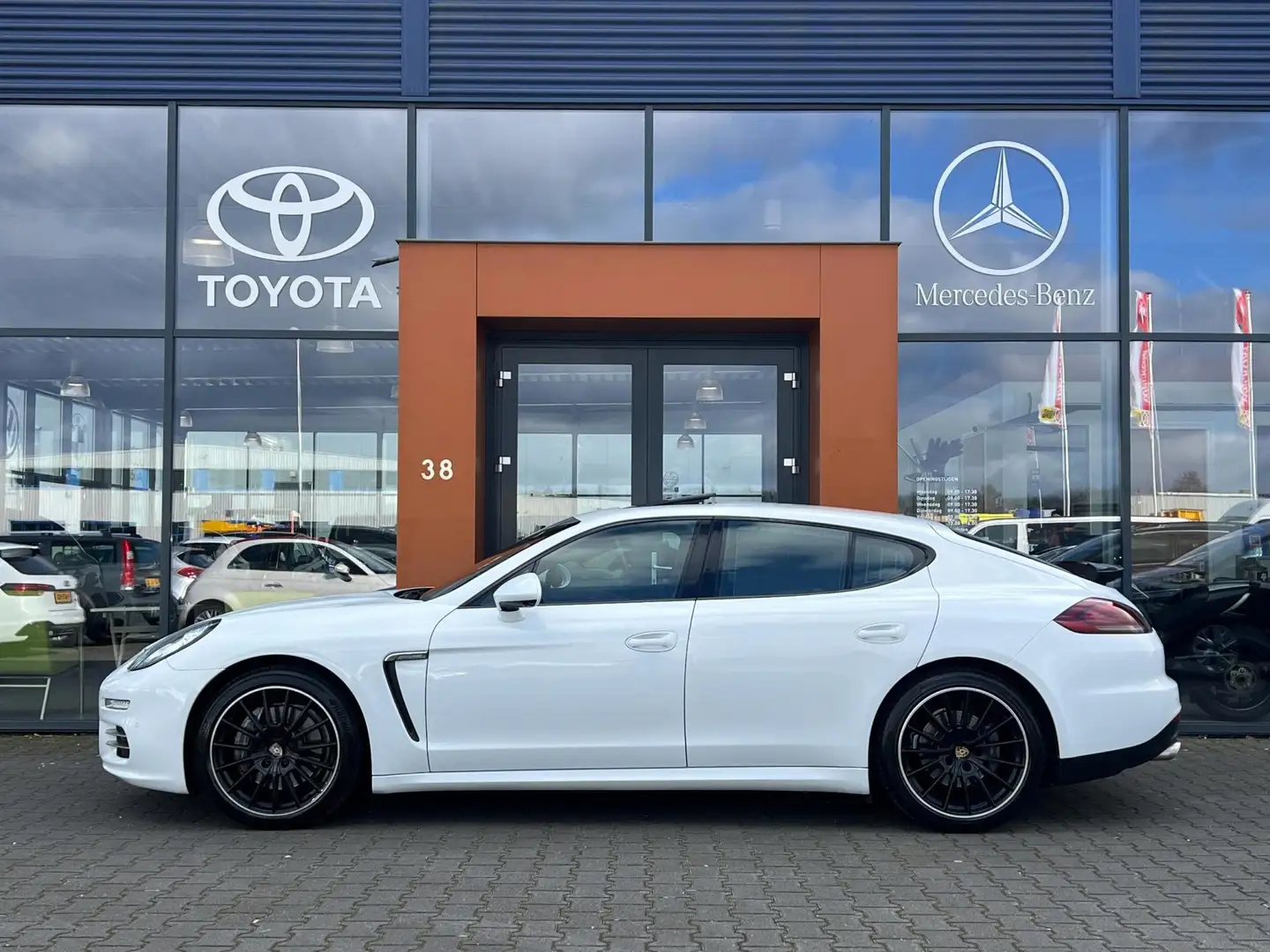 Porsche Panamera 3.6 Luchtvering|softclose|Xenon|Schuifdak Blanc - 2