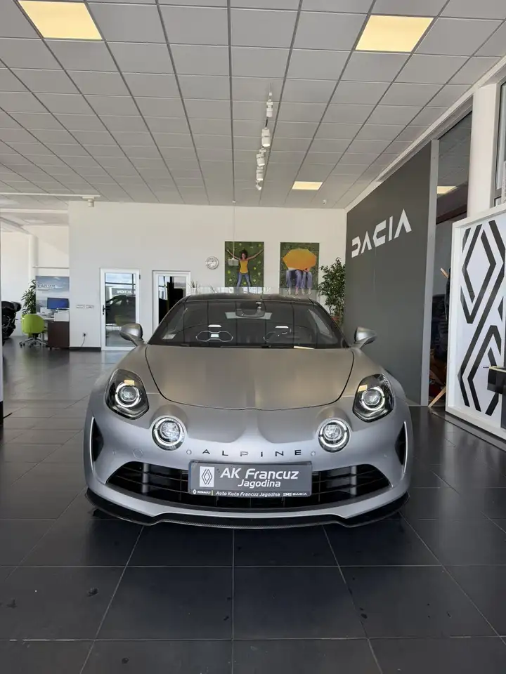Alpine A110 2024