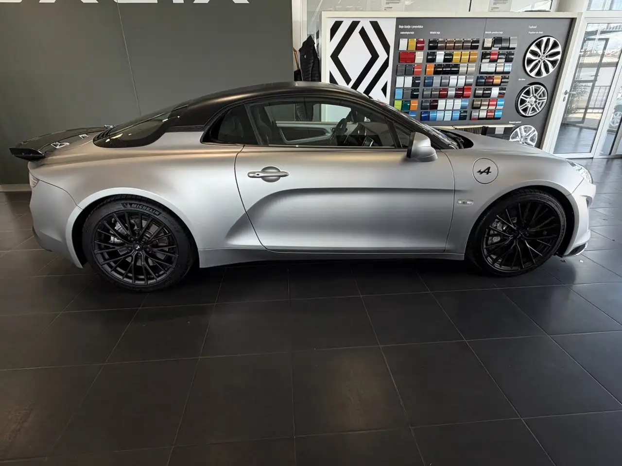 Alpine A110 2024