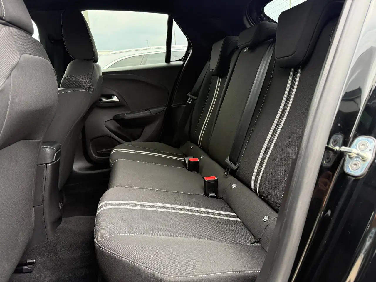 Opel Corsa GS / CARPLAY / CAMERA / KEYLESS / INDUCTIELADEN /, миниатюра 15
