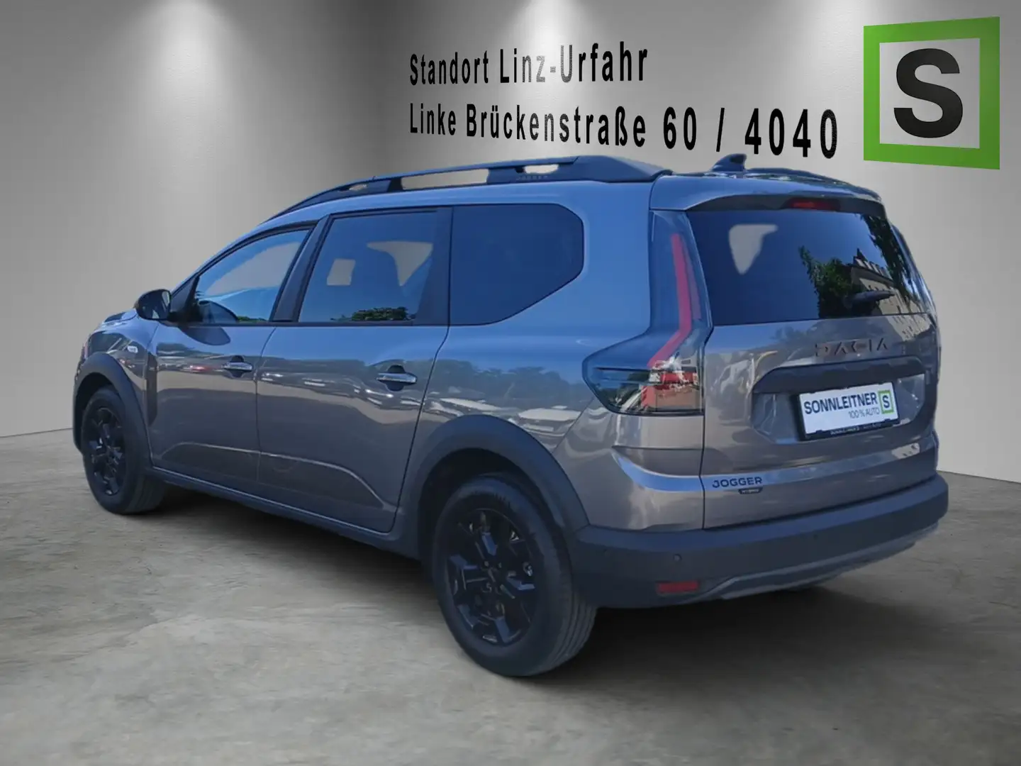 Dacia Jogger JOGGER Extreme Hybrid 155 5-sitzig Grau - 2