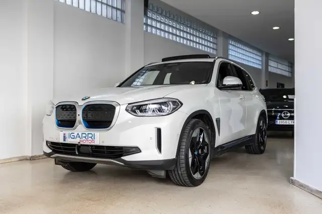 BMW iX xDrive 40