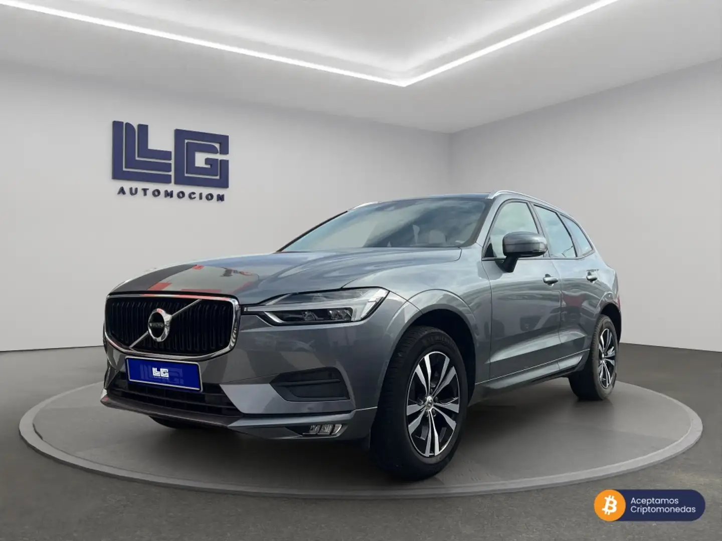 Volvo XC60 D4 Momemtum Pro Aut. Grijs - 1