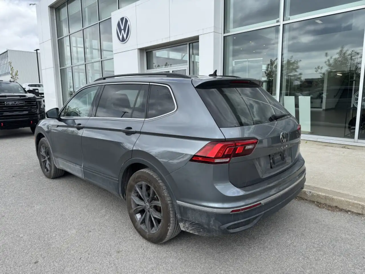 Volkswagen Tiguan снимка Volkswagen Tiguan