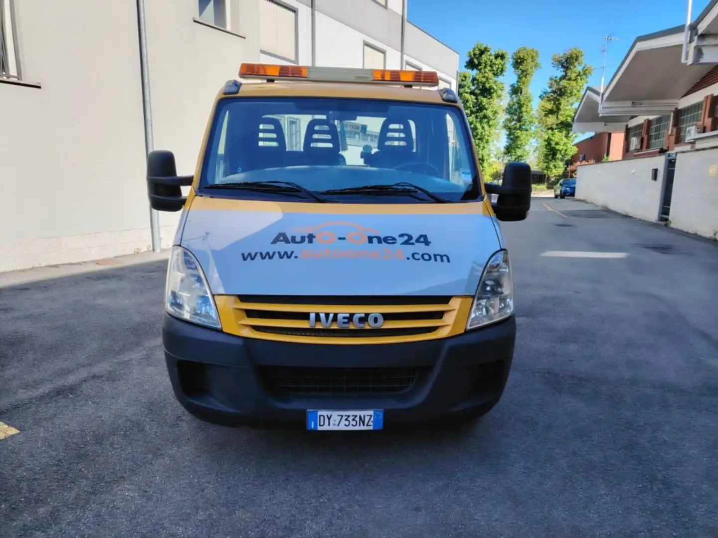 Iveco Daily 35C15/BarTor 3.0Hpi PM-RG Cabinato carroattrezzi Grigio - 2