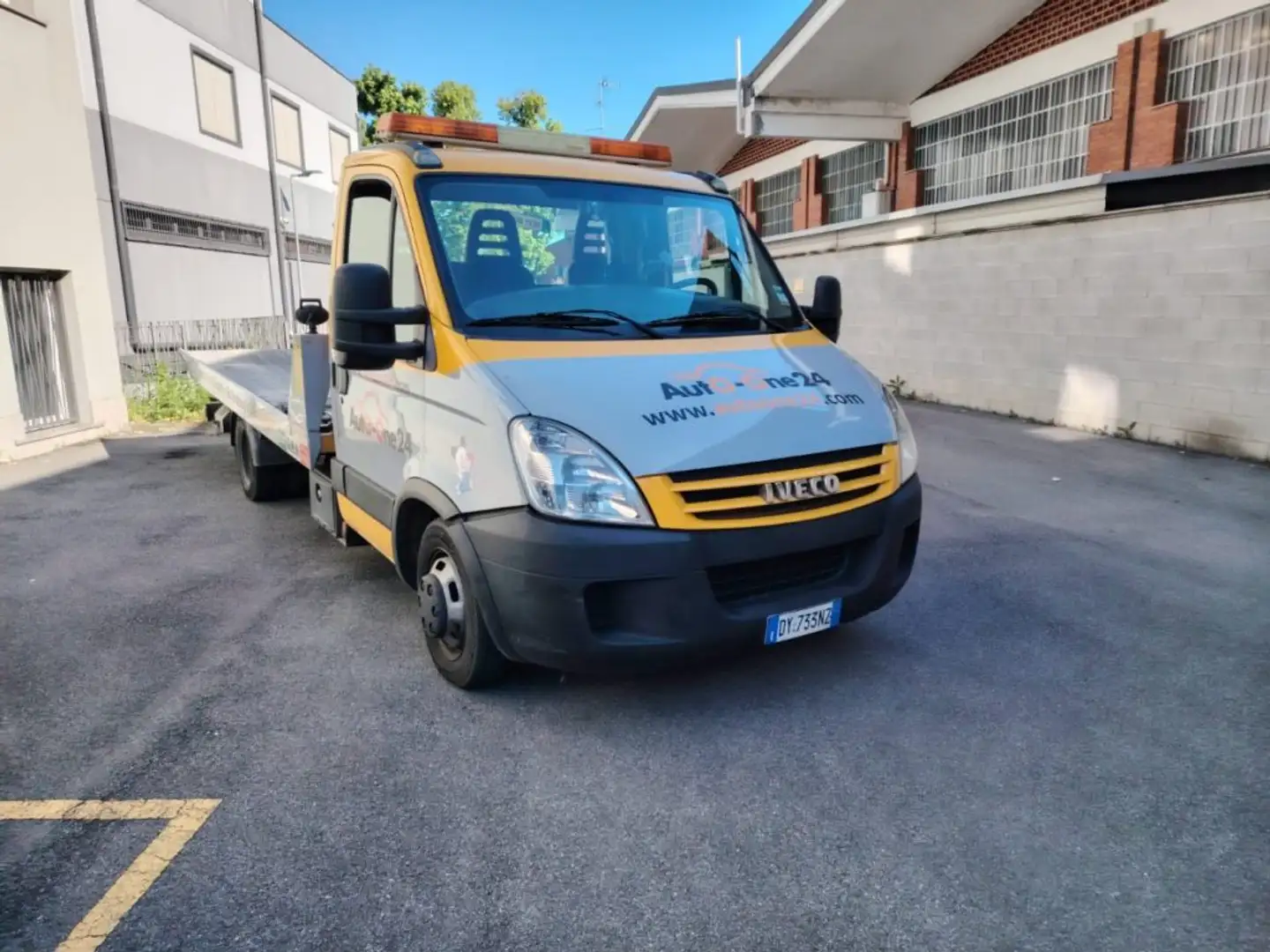 Iveco Daily 35C15/BarTor 3.0Hpi PM-RG Cabinato carroattrezzi Grigio - 1