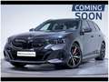BMW i5 M60 xDrive Touring Kit M  Sport Grijs - thumbnail 1
