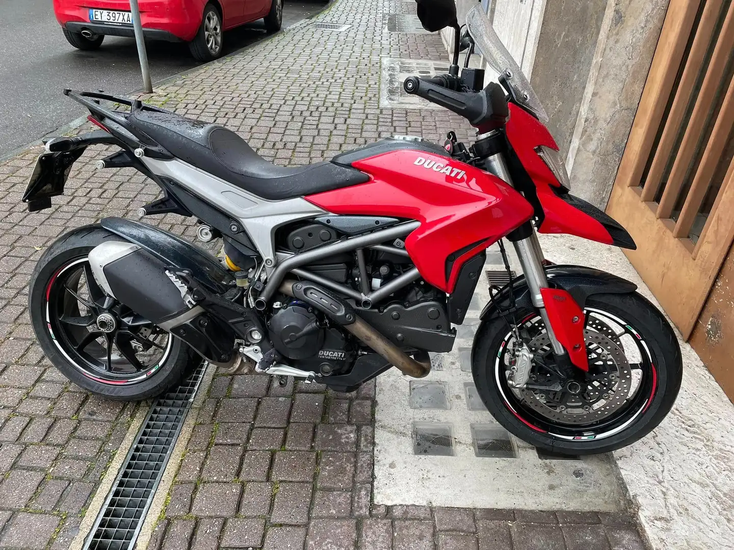 Ducati Hyperstrada 821 ABS Rouge - 1