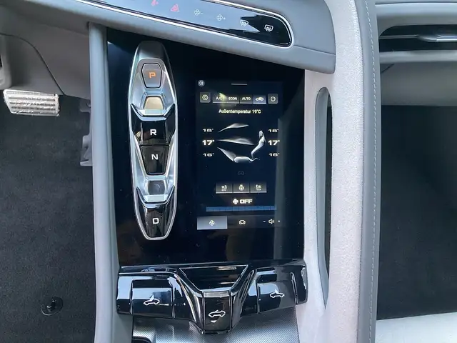 MG Cyberster 77kWh Trophy + Alcantara grau + Metalllic Ansicht 11