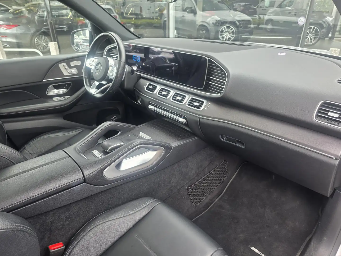 Mercedes-Benz GLE 350 de 4MATIC AMG Line Premium Plus - 2
