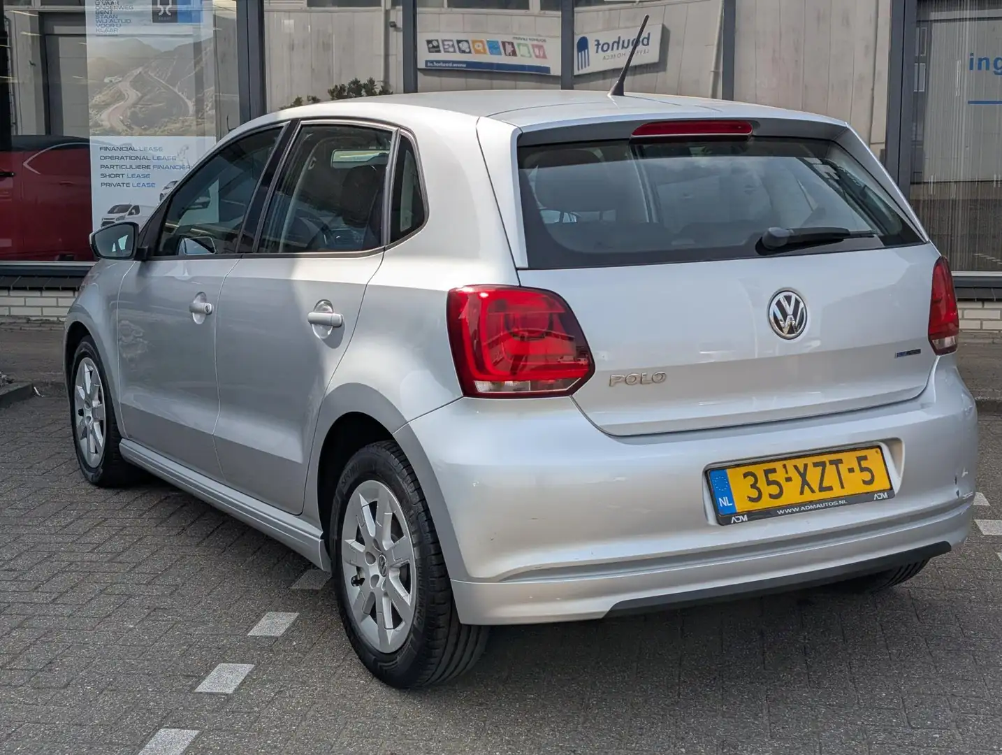 Volkswagen Polo 1.2 TDI BlueMotion Comfortline Grijs - 2