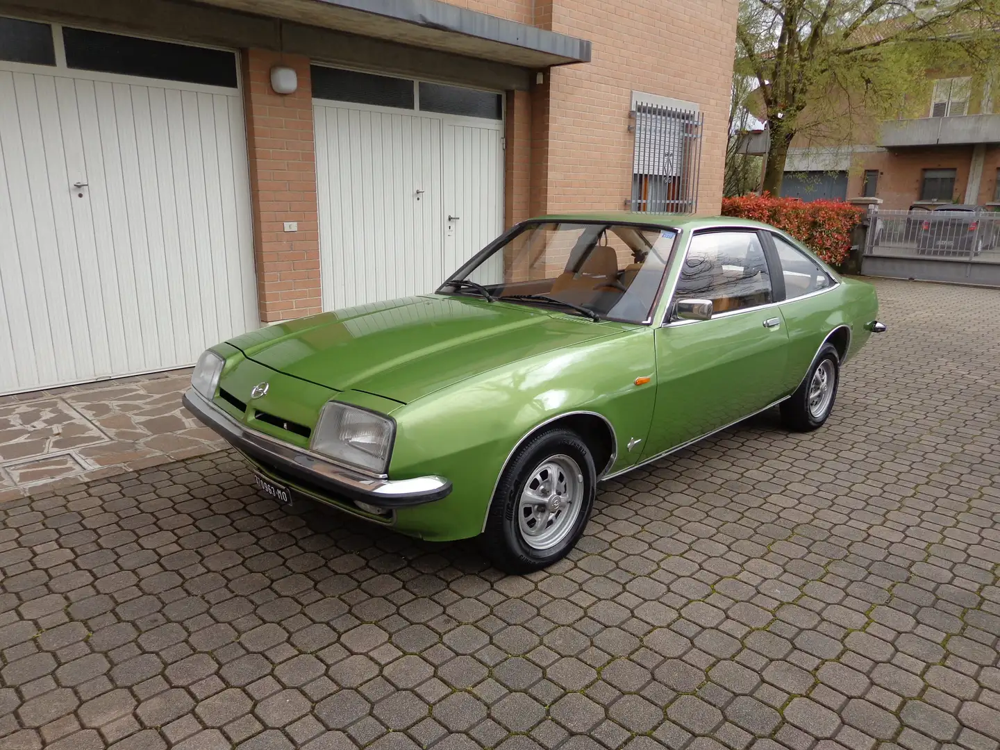 Opel Manta Yeşil - 1