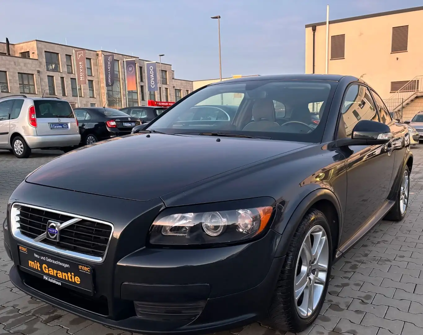Volvo C30 1.6 Edition/1HD/Unfallfrei Schwarz - 1