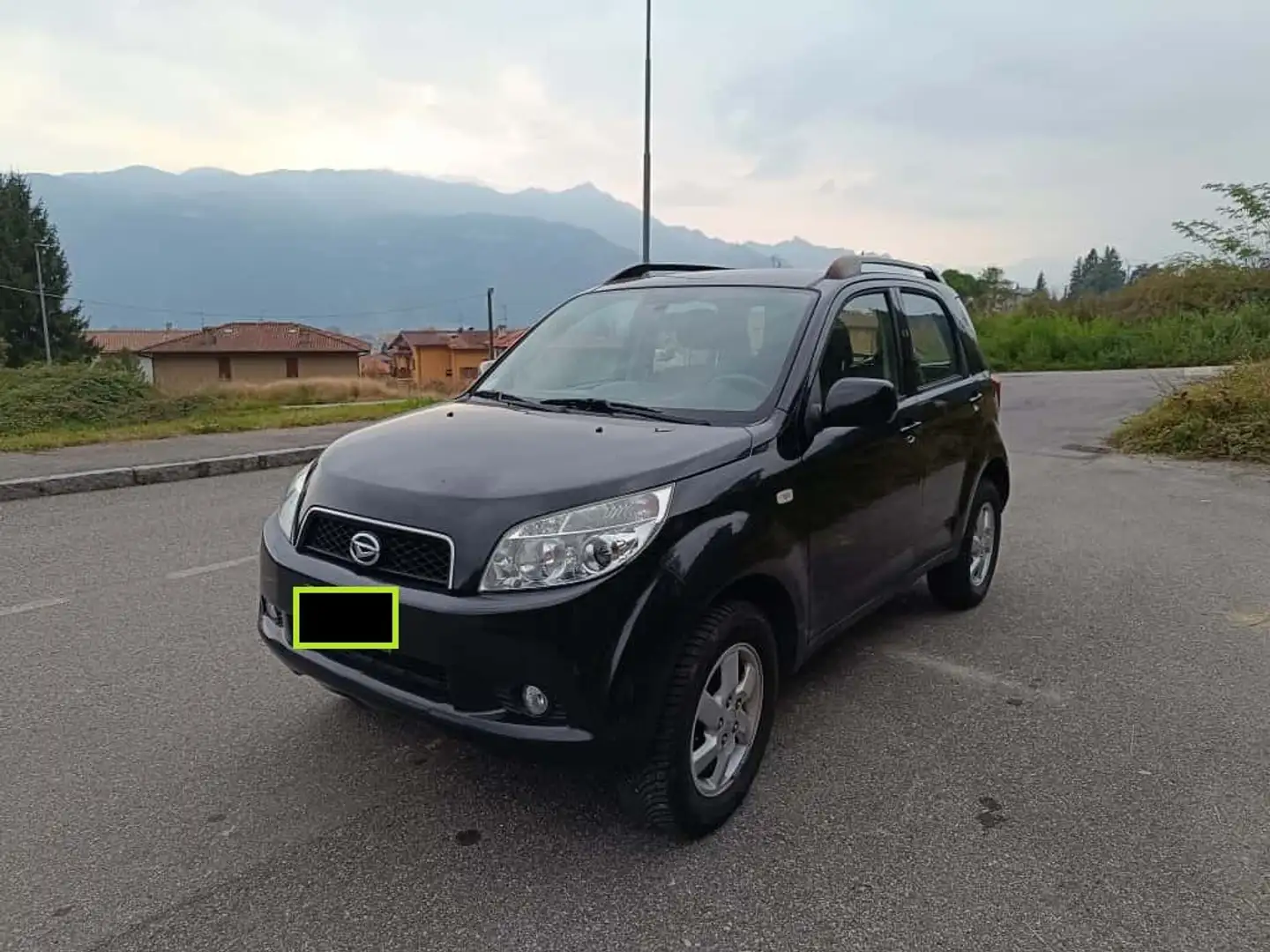 Daihatsu Terios 1.5 Benzina Nero - 1