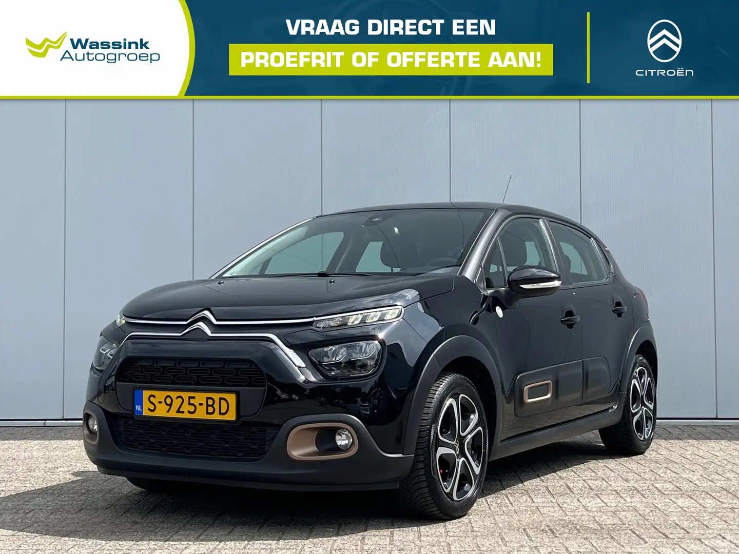 Citroen C3 1.2 PureTech C-Series I Navigatie I DAB+ I Cruise Zwart - 1