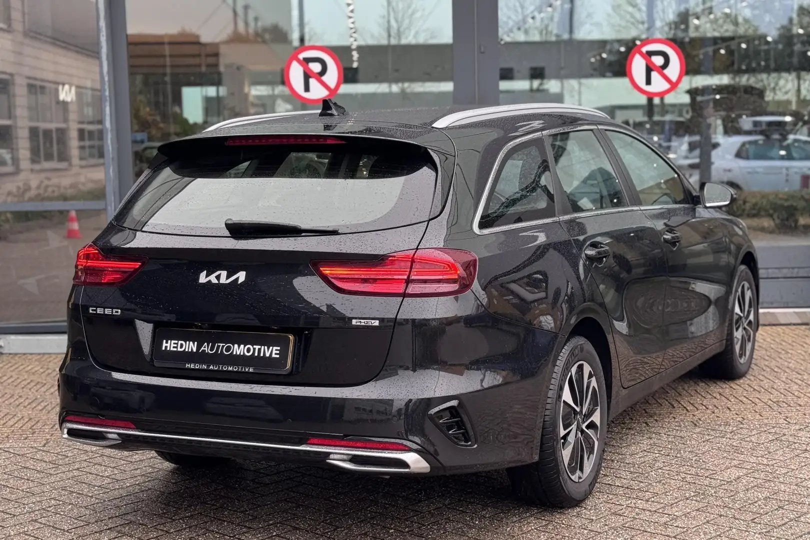 Kia Ceed SW / cee'd SW Sportswagon 1.6 GDI PHEV DynamicPlusLine | Navigat Zwart - 2
